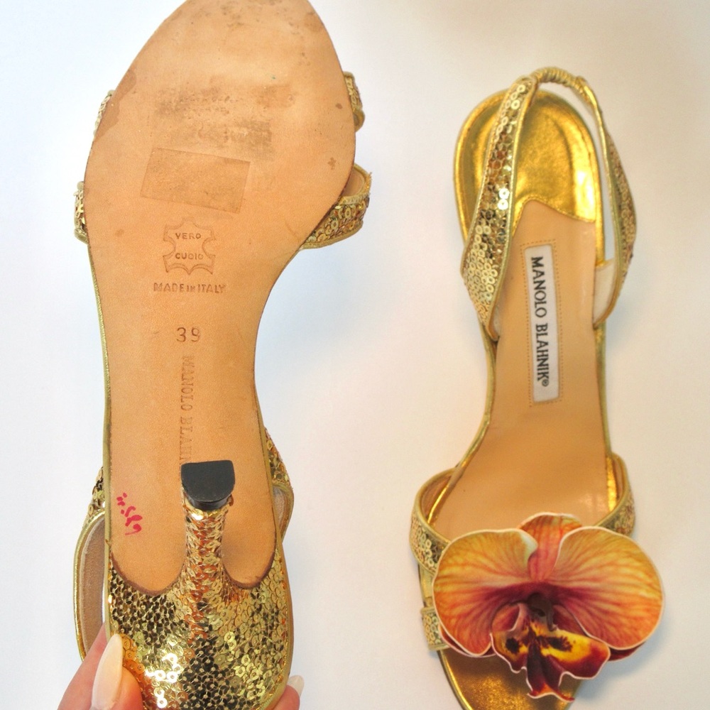 Manolo Blahnik Gold Orchid Embellished Heels - Picture 7 of 8